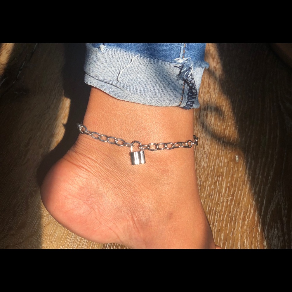 Lock it Down Anklet 🔐 ✨